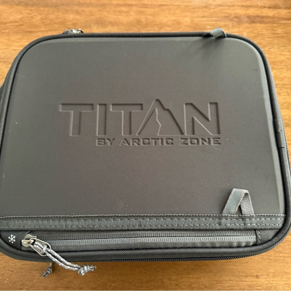Titan Black Insulated Lunch Bag
